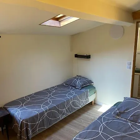 Tilley Lounge Tiny House *