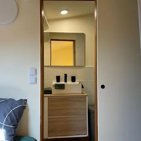 Tilley Lounge Tiny House *